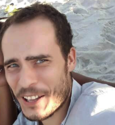 Yago León